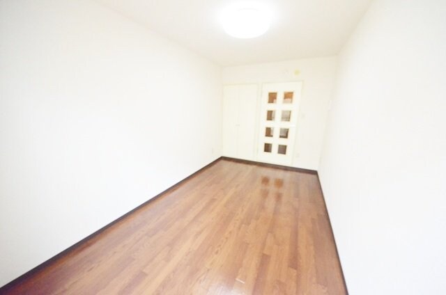 エステーム下高井戸の物件内観写真