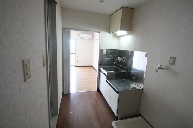 ハイネス宮腰 の物件内観写真