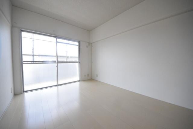 CASA MG-1の物件内観写真