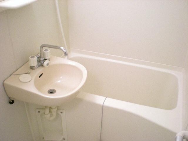 レオパレスラ プランタンの物件内観写真