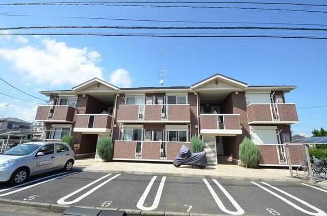 セジュールの物件外観写真