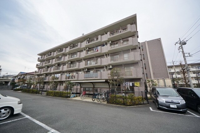 プリサヴェールの物件外観写真