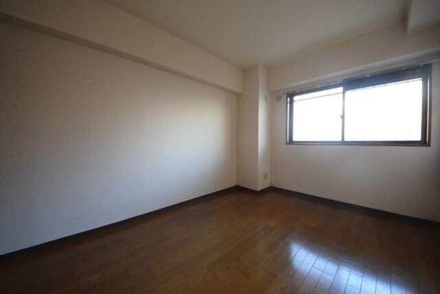 シャトルコートの物件内観写真