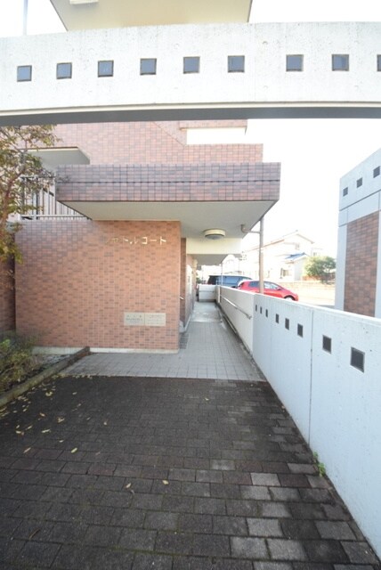 シャトルコートの物件内観写真