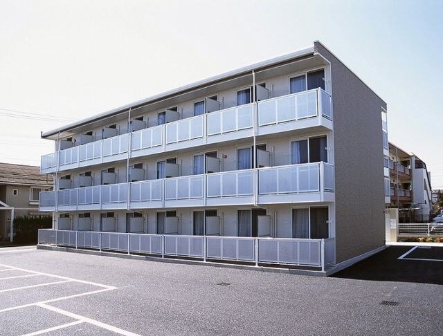 レオパレスリラ大南の物件外観写真