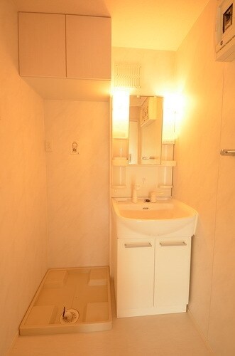 Y’sフラット Aの物件内観写真