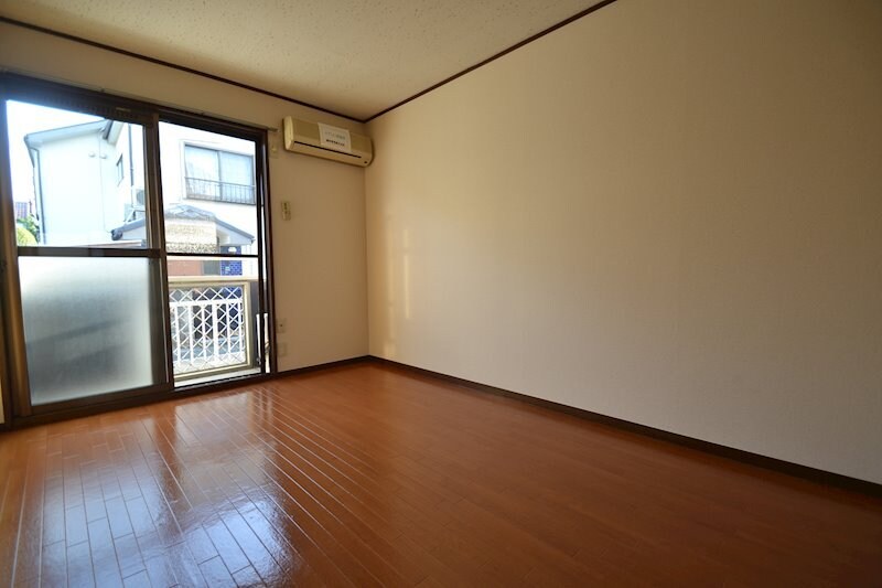 グランデュール松原の物件内観写真