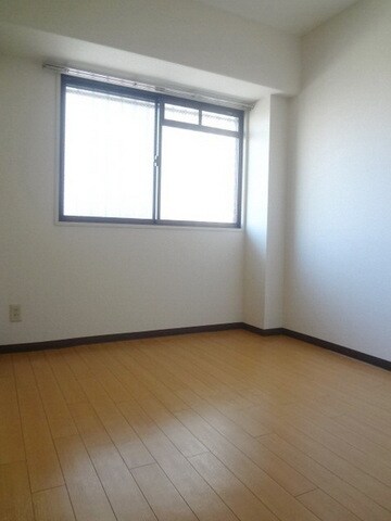 リーセントレジデンスの物件内観写真