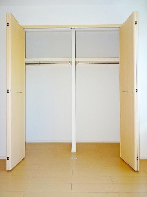 リリーガーデンの物件内観写真