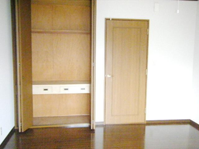 ファミーユフレールの物件内観写真