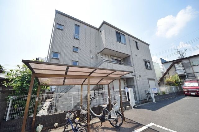 ロータスライフの物件外観写真