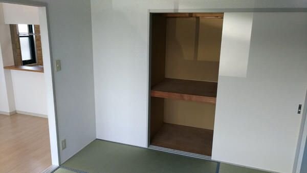 ピュアフィールド B棟の物件内観写真