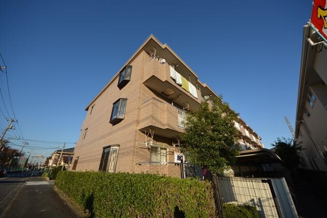 ラークバーレィの物件外観写真