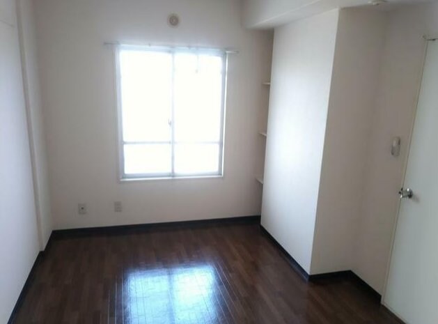 ラークバーレィの物件内観写真