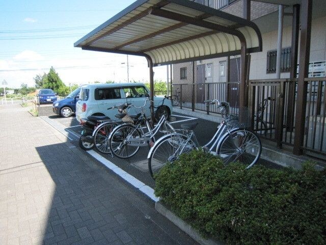 マンションシェルの物件内観写真