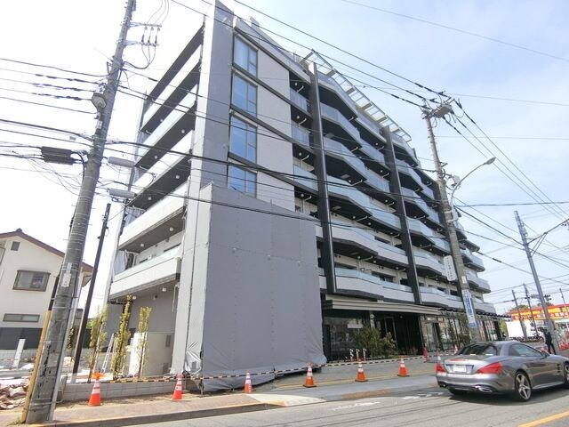 ラ・ベレッツァ フェリオの物件外観写真