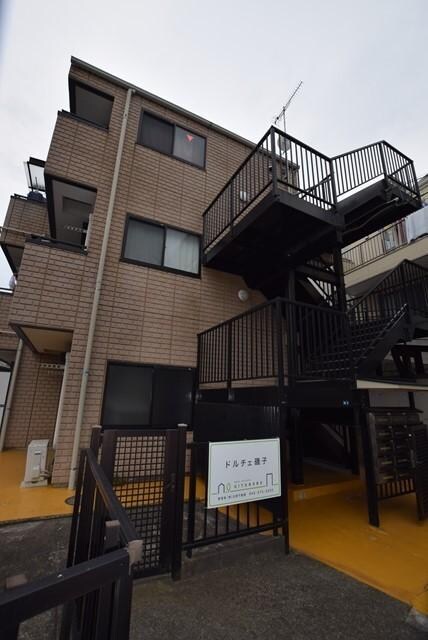 ドルチェ磯子の物件外観写真