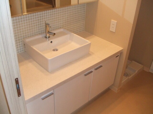 カスタリア鶴見の物件内観写真