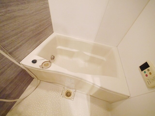 カスタリア鶴見の物件内観写真