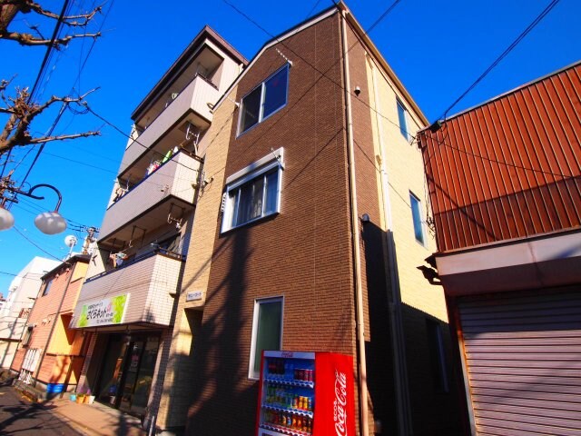 サニーコートの物件外観写真