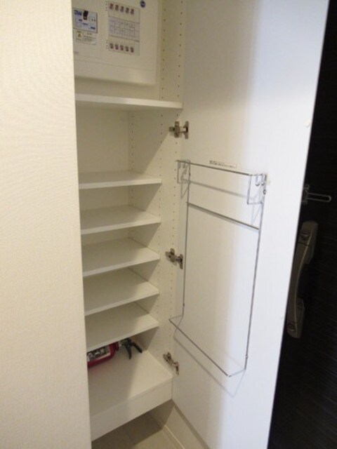 ライオンズ東京三ノ輪ミレスの物件内観写真