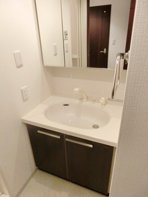 オーキッドレジデンス千代田岩本町の物件内観写真