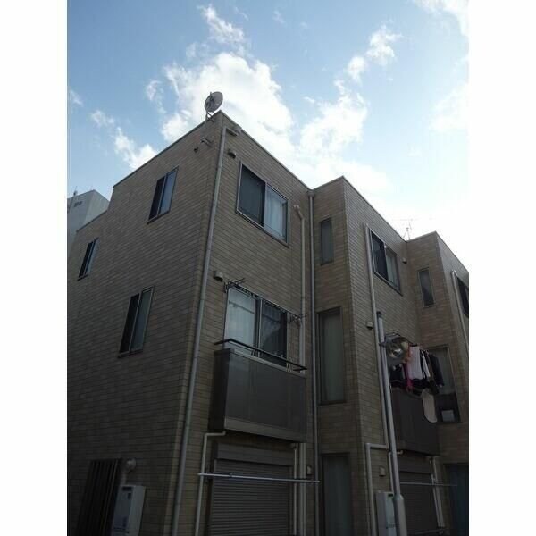 MIO曳舟の物件外観写真