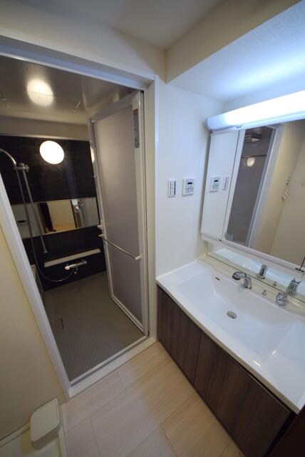 シルヴァー アウルの物件内観写真