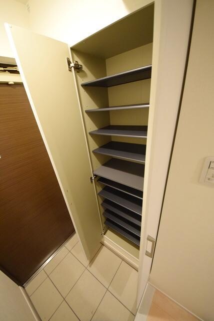 シルヴァー アウルの物件内観写真