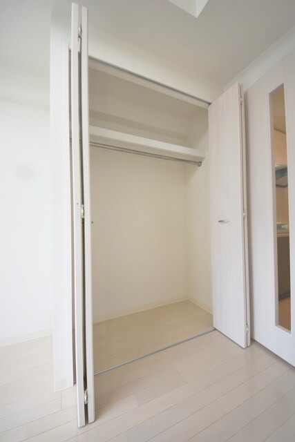 パロスコートの物件内観写真