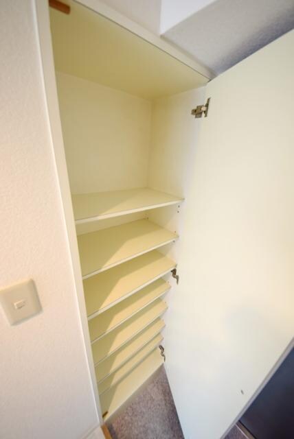 ユーコート新丸子の物件内観写真