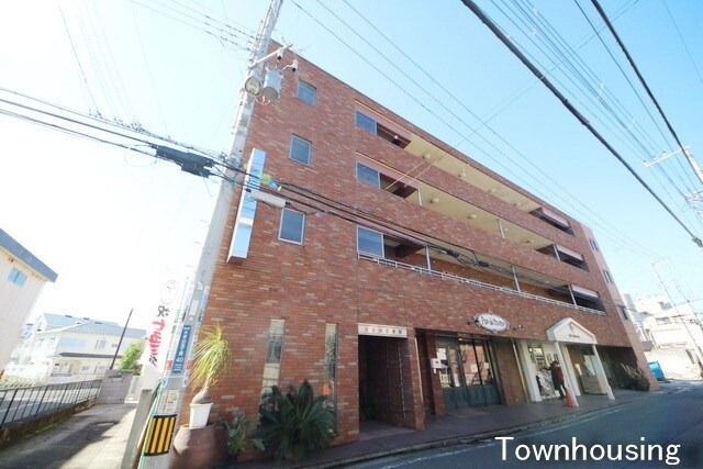 大倉山壱番館の物件外観写真