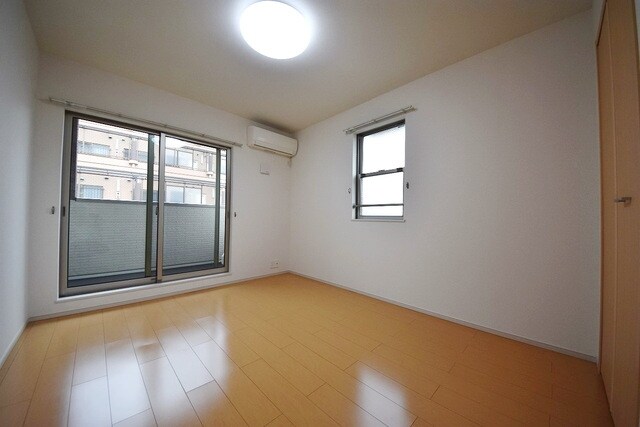 プレゼント ミューズの物件内観写真