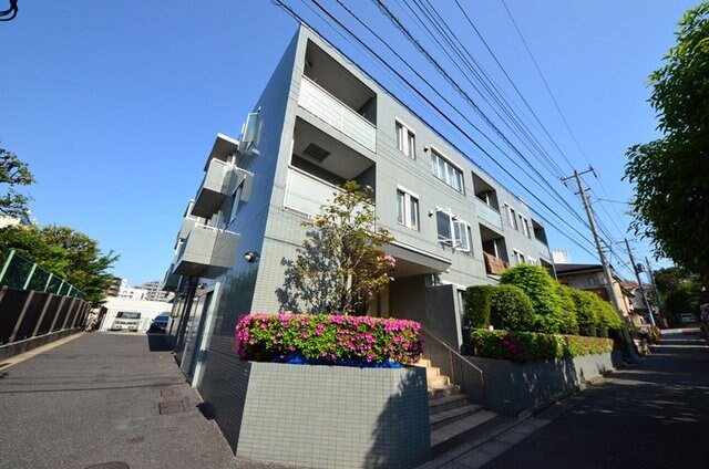 マーサル中野坂上の物件外観写真