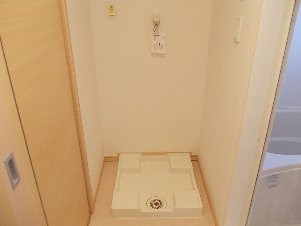 ジュネス・クラールの物件内観写真