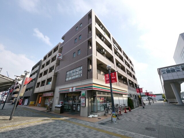 ロッソ・美園の物件外観写真