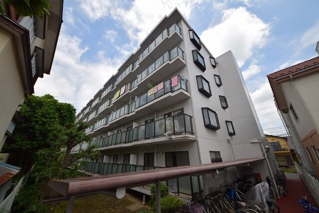 ファミール東川口の物件外観写真