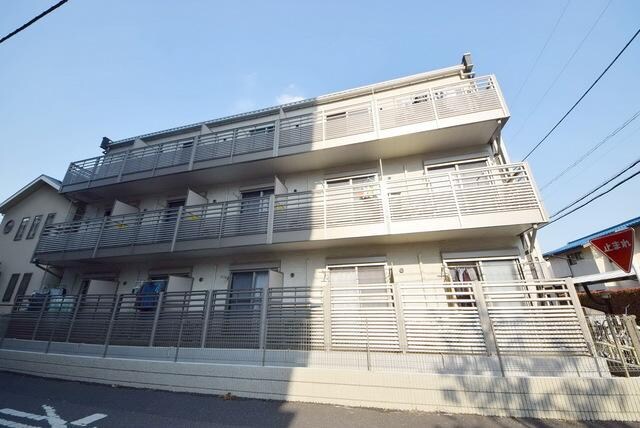 クレイノロッソ ストラーダの物件外観写真