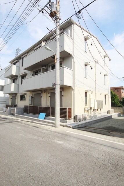 コンフォールの物件外観写真