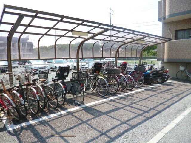 エマーレ北越谷の物件内観写真