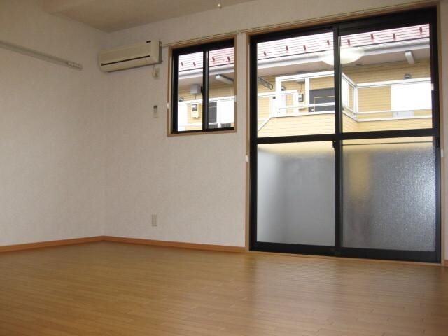 ルミエールの物件内観写真