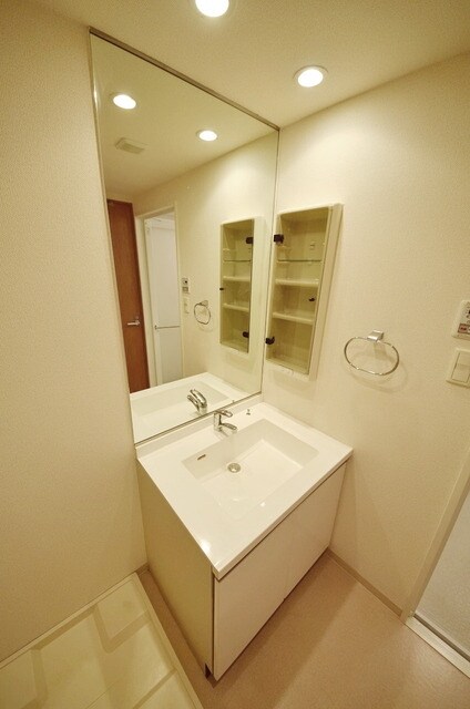 グレイスコート志村三丁目の物件内観写真