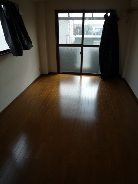 アドニスコートの物件内観写真