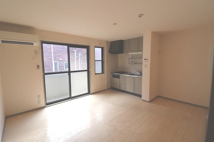 プリムヴェール弐番館の物件内観写真