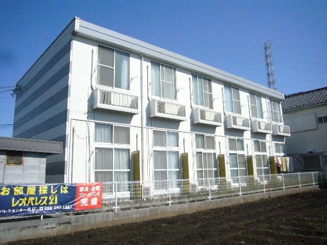 レオパレスベニーレの物件外観写真