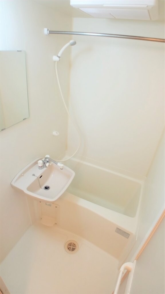 レオパレスルート122の物件内観写真