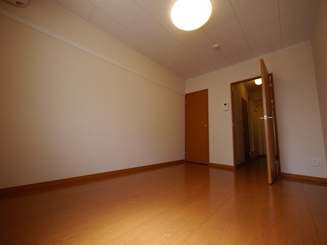 レオパレスKOIKEIIの物件内観写真