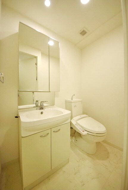 ライブコート草加の物件内観写真