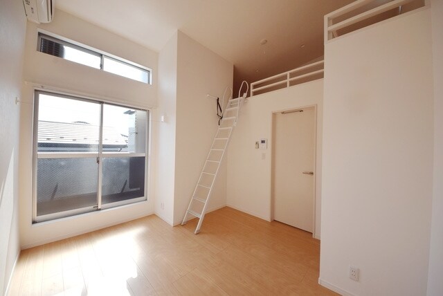 シャテーニュの物件内観写真