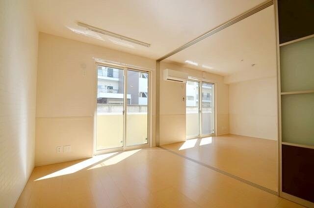 ロイヤルローズの物件内観写真